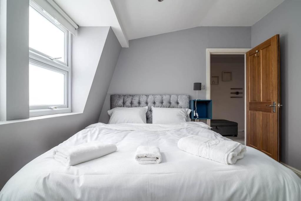 לונדון Luxury Apartment Located Near Marble Arch & Baker Street מראה חיצוני תמונה