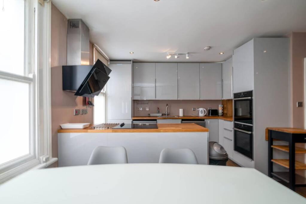 לונדון Luxury Apartment Located Near Marble Arch & Baker Street מראה חיצוני תמונה
